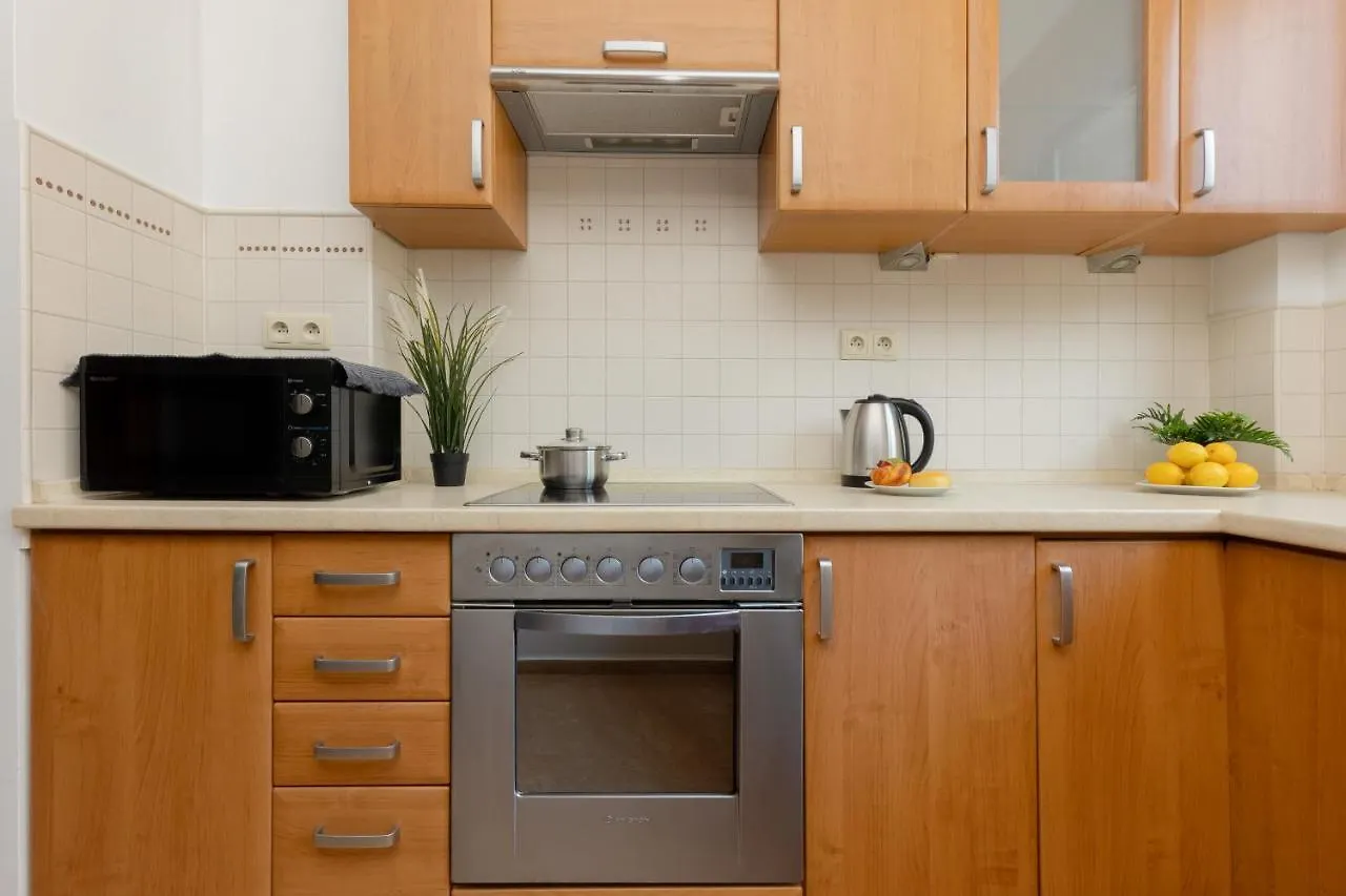 Zelazna Comfortable Apartment Center Of Warsaw By Noclegi Renters